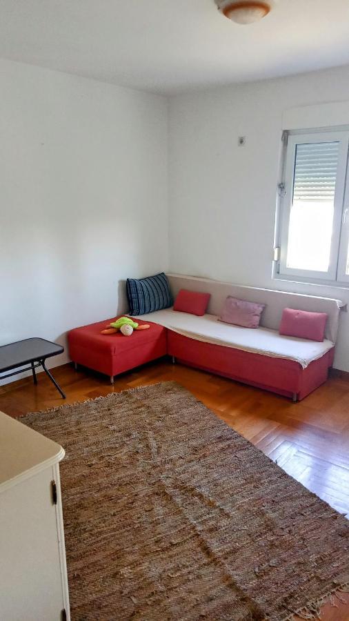 Central Home Ποντγορίτσα Εξωτερικό φωτογραφία