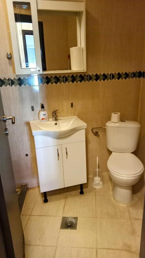Central Home Ποντγορίτσα Εξωτερικό φωτογραφία
