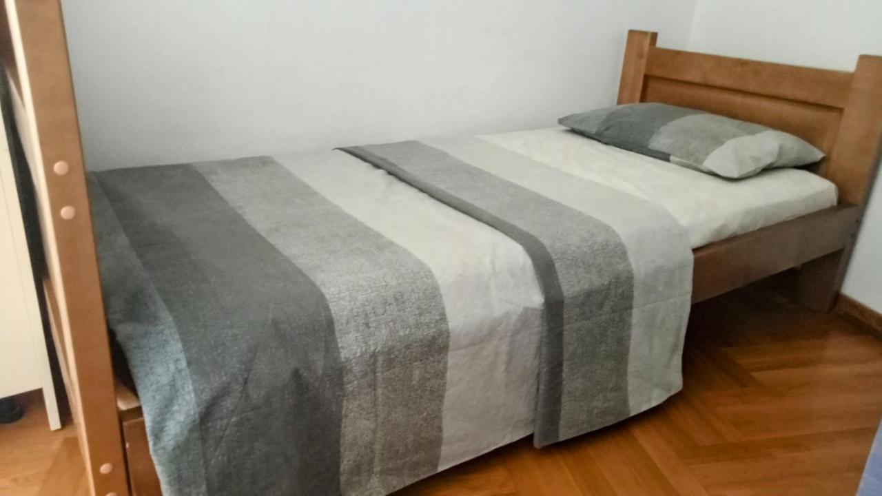 Central Home Ποντγορίτσα Εξωτερικό φωτογραφία