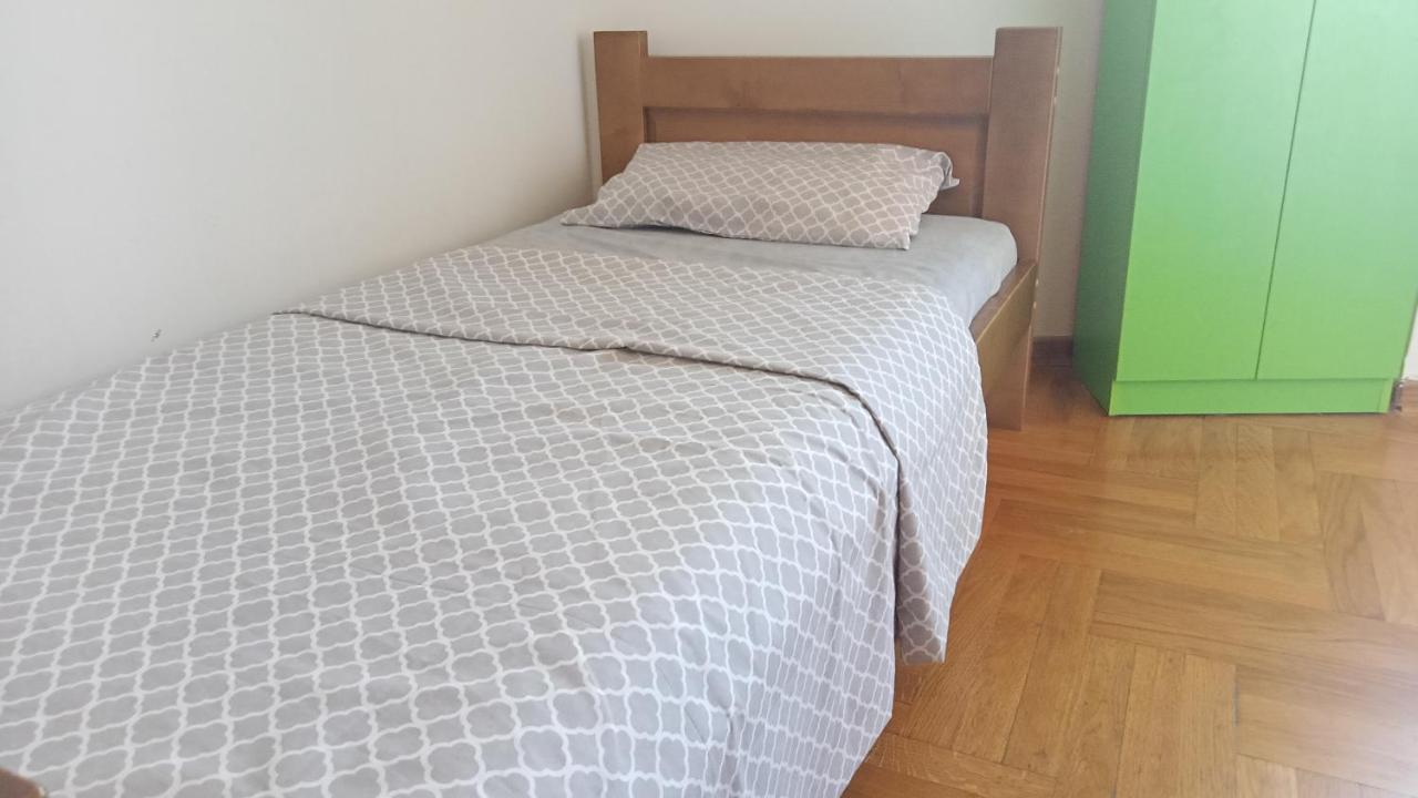 Central Home Ποντγορίτσα Εξωτερικό φωτογραφία